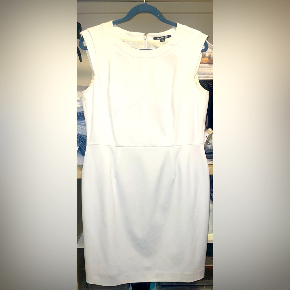 Beautiful white sleeveless dress